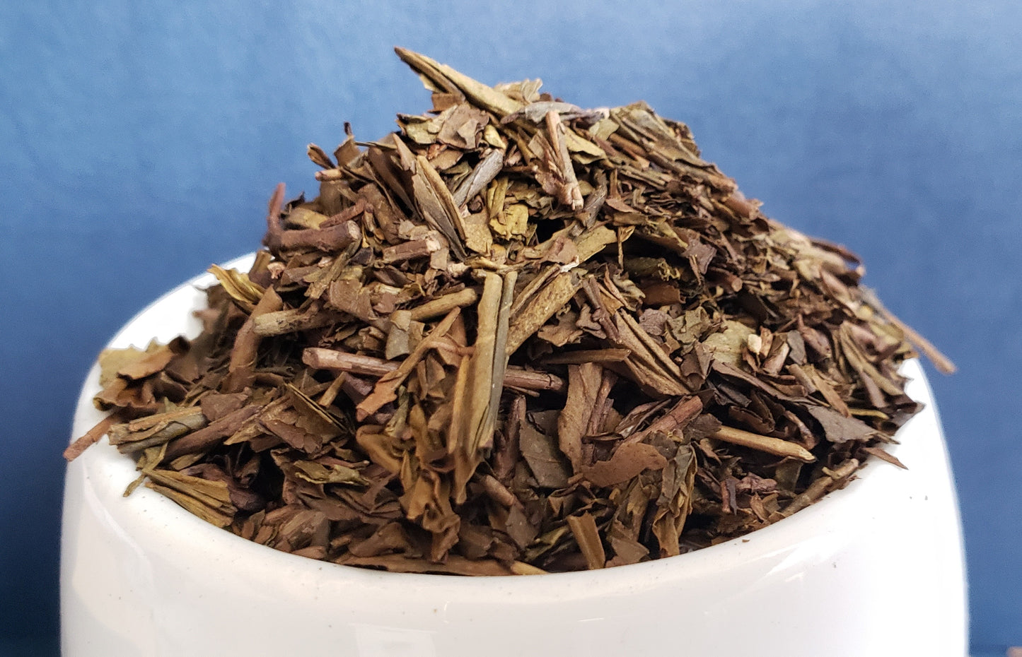 Nateavia Houjicha - Thé vert japonais torréfié doré biologique de qualité supérieure - Faible teneur en caféine - Origine japonaise authentique, de Shizuoka - 80 g