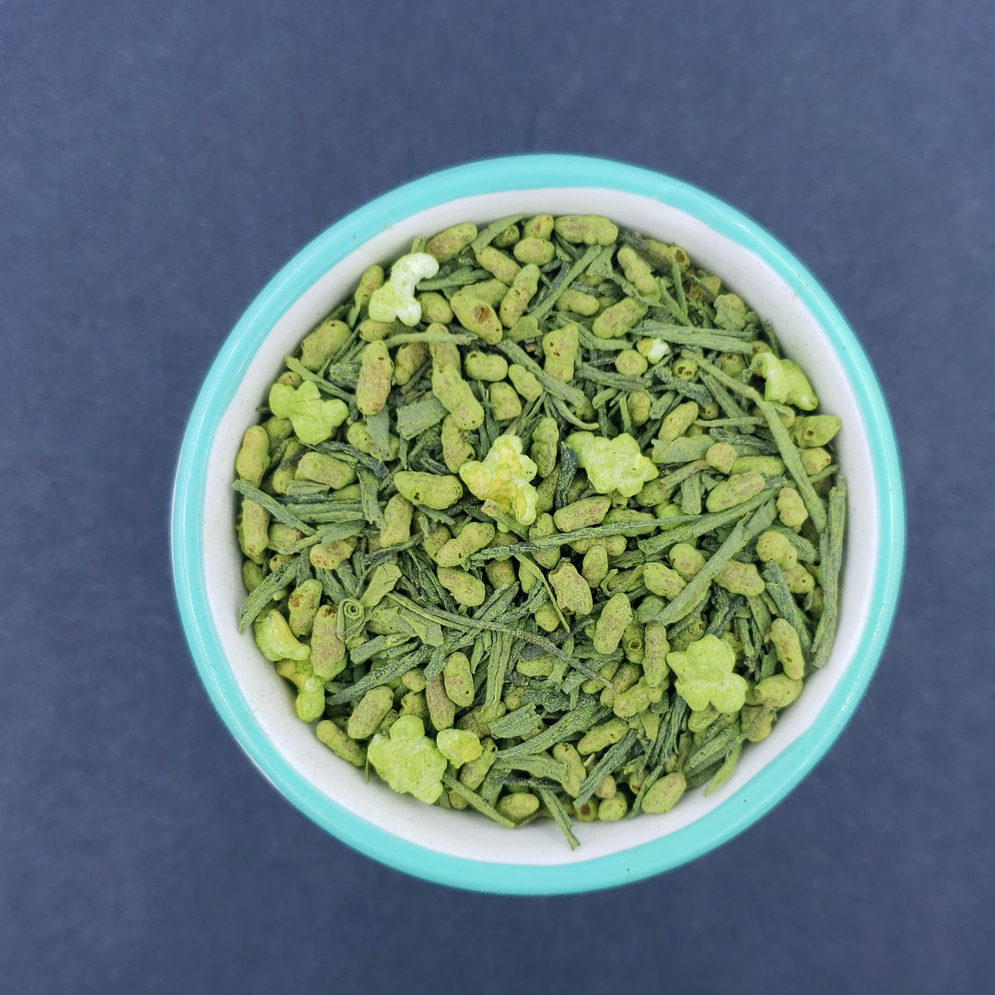 Nateavia Matcha Genmaicha - Feuilles fines de sencha japonais bio, riz brun grillé et Matcha - Goût crémeux - Origine japonaise authentique - 80g