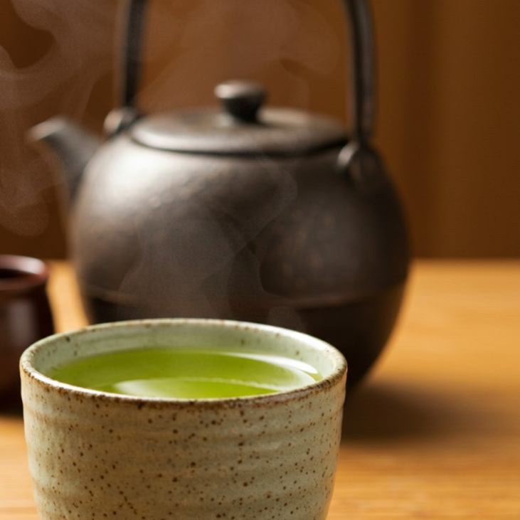 Thé Gyokuro japonais bio – Thé vert en vrac de Shizuoka | Cultivar Yabukita, goût onctueux, qualité supérieure, 50 g – Nateavia